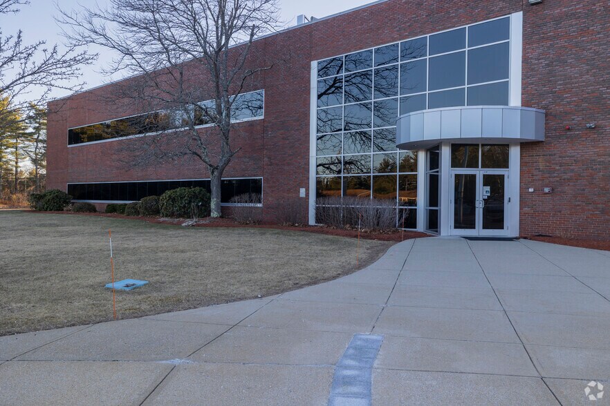 More Photos Of 220 Hackett Hill Rd, Manchester Light Manufacturing For Sale