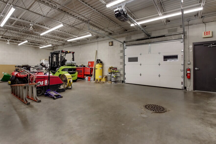 More Photos Of 1124 Hammond Ave, Rice Lake Freestanding For Lease