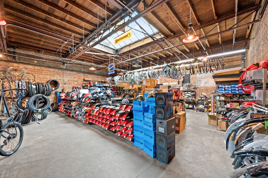 More Photos Of 150 E 800 S, Salt Lake City Storefront Retail Office For Sale