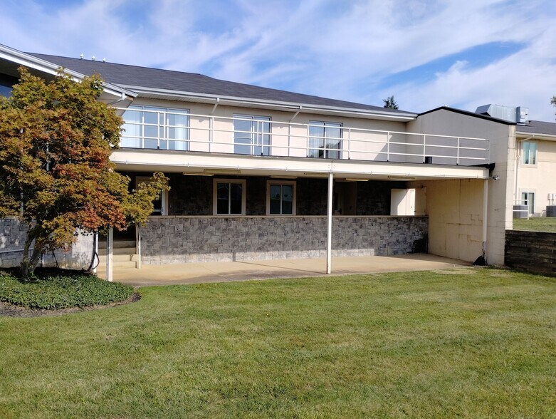 More Photos Of , Willoughby Office For Sale