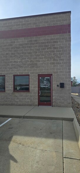 More Photos Of 3770 Puritan Way, Frederick Flex For Lease