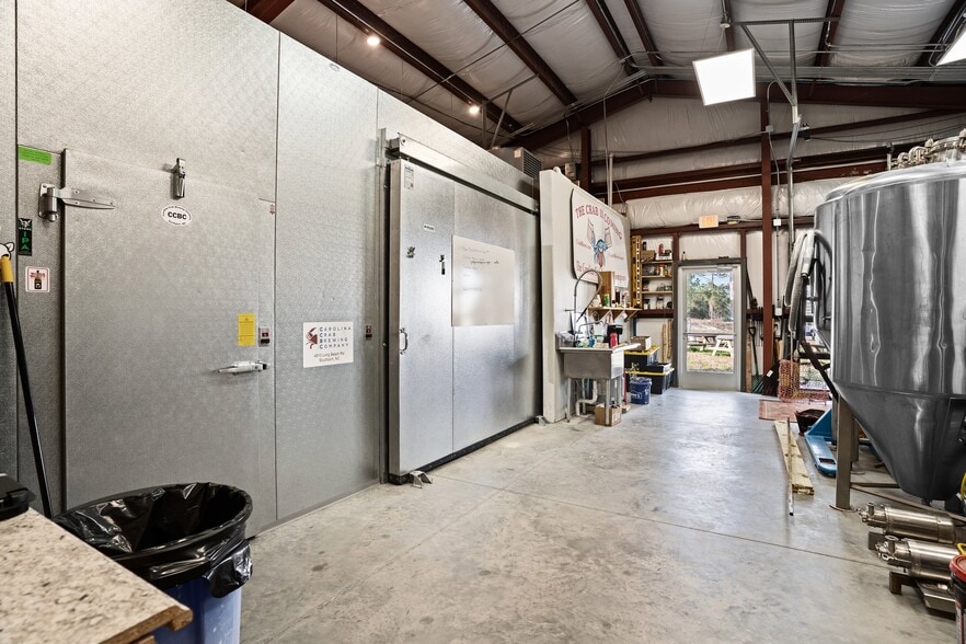 More Photos Of 4810 Long Beach Rd SE, Southport General Retail For Sale