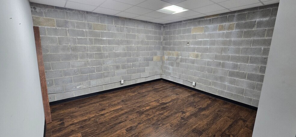 More Photos Of 3515 Central Pike, Hermitage Office For Lease