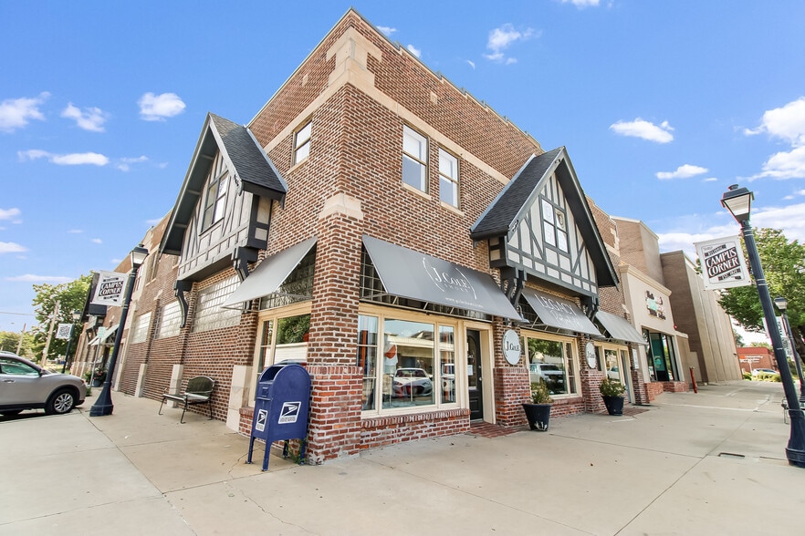 Primary Photo Of 225 S Knoblock St, Stillwater Storefront For Sale