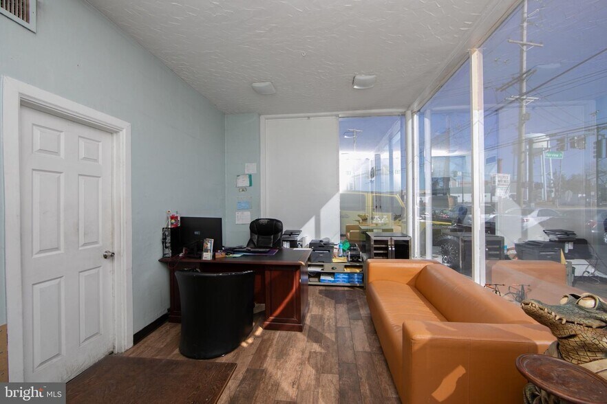 More Photos Of 201 Saint Mihiel Dr, Delran Auto Dealership For Sale