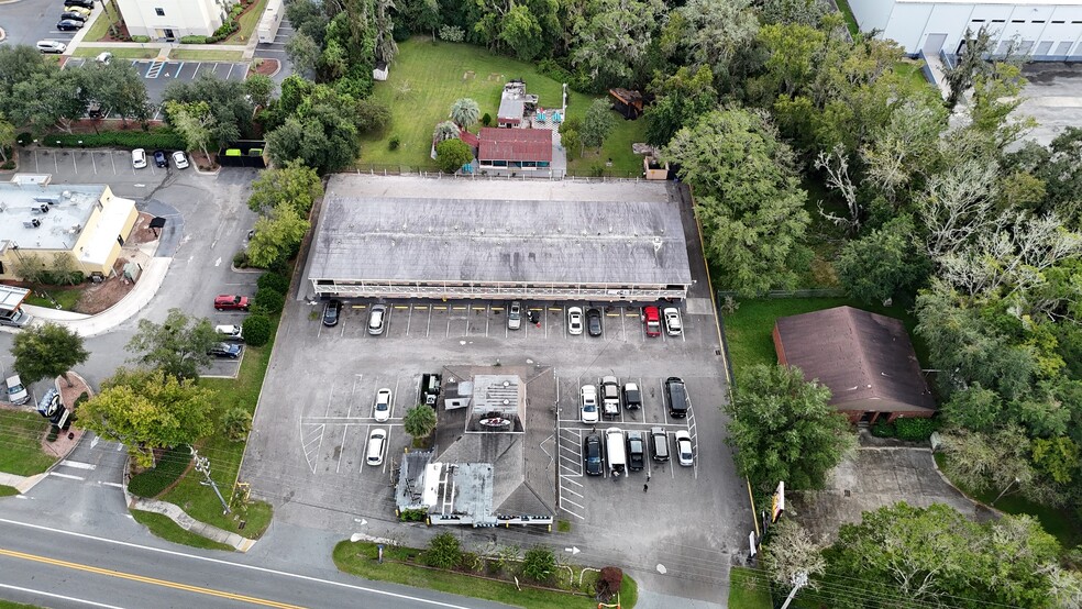 Primary Photo Of 1500 Airport Rd, Jacksonville Hotel For Sale