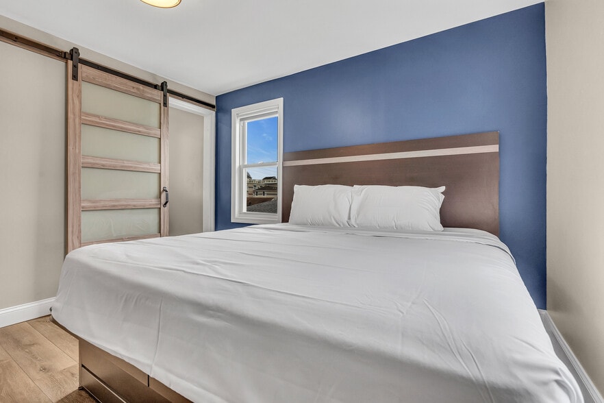 More Photos Of 61 Sumner Ave, Seaside Heights Hotel For Sale