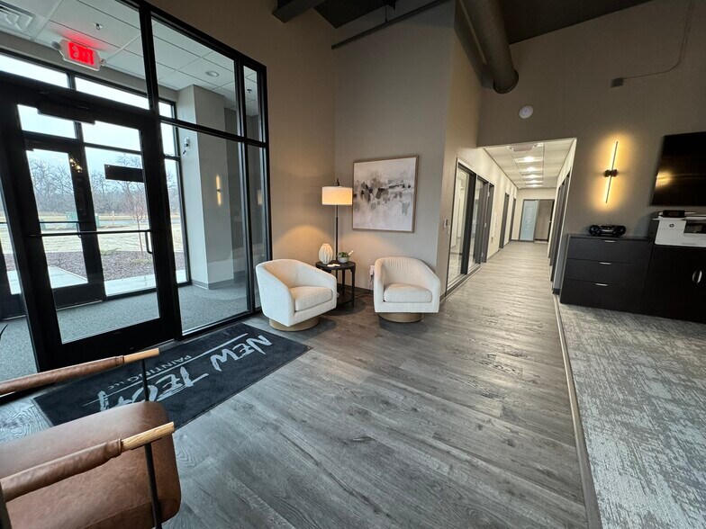 More Photos Of 645 Sandpiper Trl, Cottage Grove Warehouse For Lease