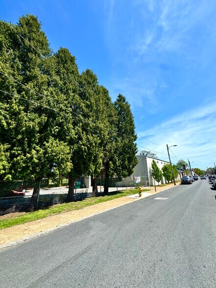 More Photos Of 3101 N Market St, Wilmington Warehouse For Lease