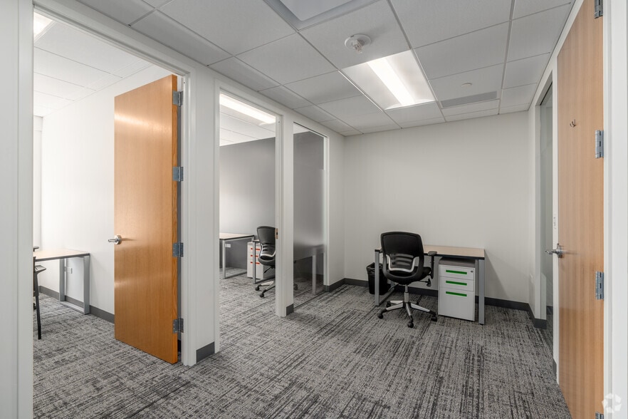 More Photos Of 123 S Broad St, Philadelphia Coworking Space