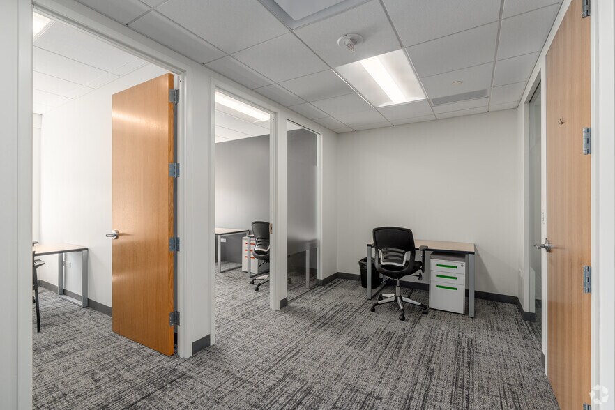 More Photos Of 123 S Broad St, Philadelphia Coworking Space