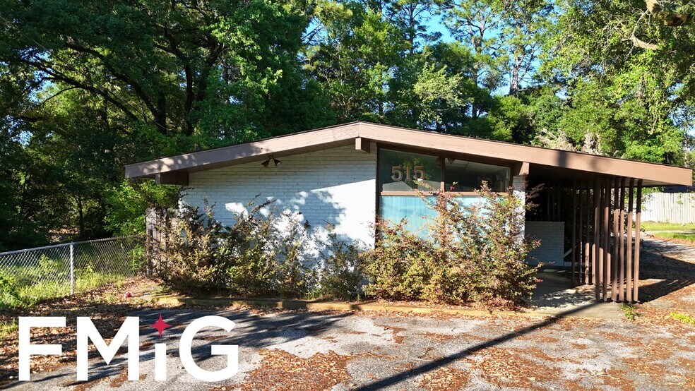 More Photos Of 515 Azalea Rd, Mobile Medical For Sale