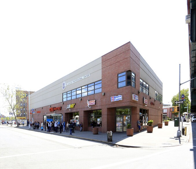 Primary Photo Of 3681 Bruckner Blvd, Bronx Storefront Retail Office For Lease
