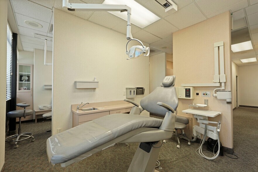 More Photos Of 3133 W March Ln, Stockton Medical For Sale