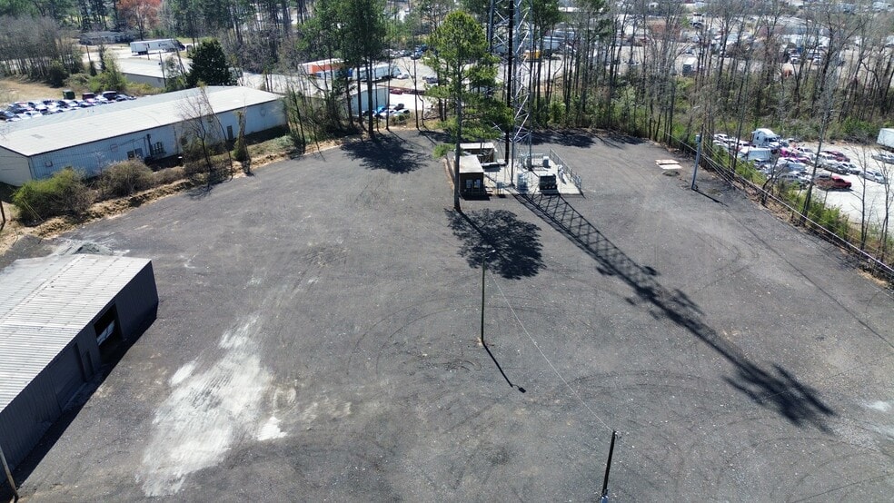 More Photos Of 7365 Maddox Rd, Lithonia Warehouse For Lease