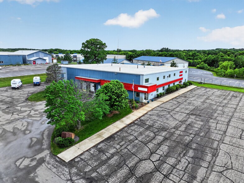 More Photos Of 1202 Sunridge Dr, Saint Cloud Warehouse For Sale