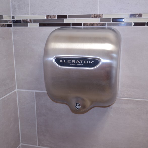 More Photos Of 675 Broadway, Massapequa Office For Lease