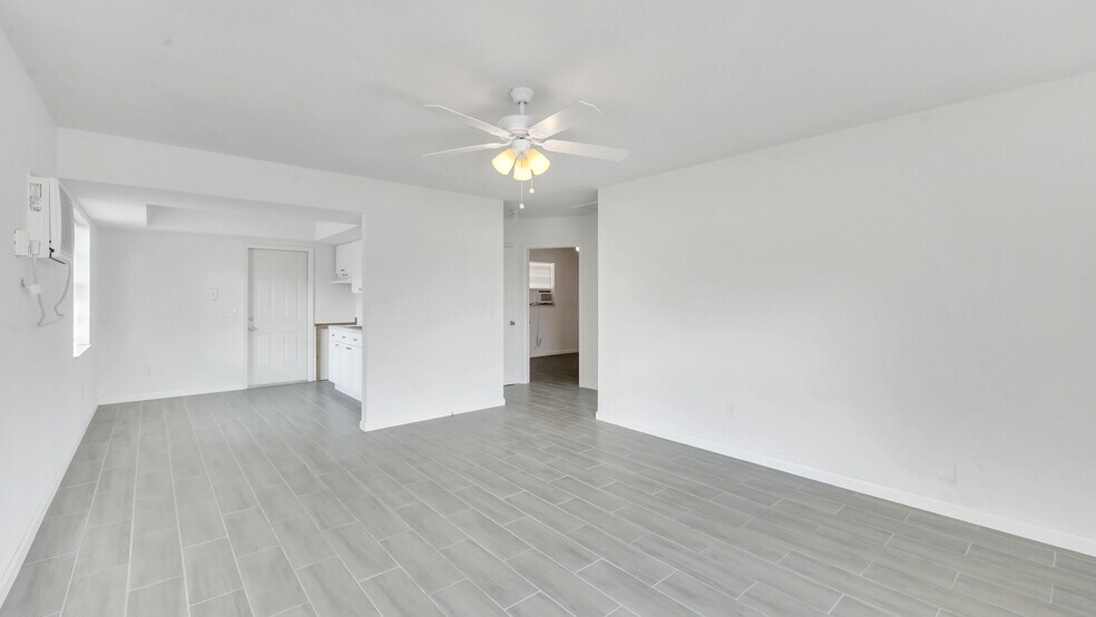 More Photos Of 3883 Park Ln, West Palm Beach Multifamily For Sale