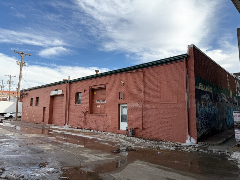More Photos Of 614-622 S Commerce St, Wichita Warehouse For Sale