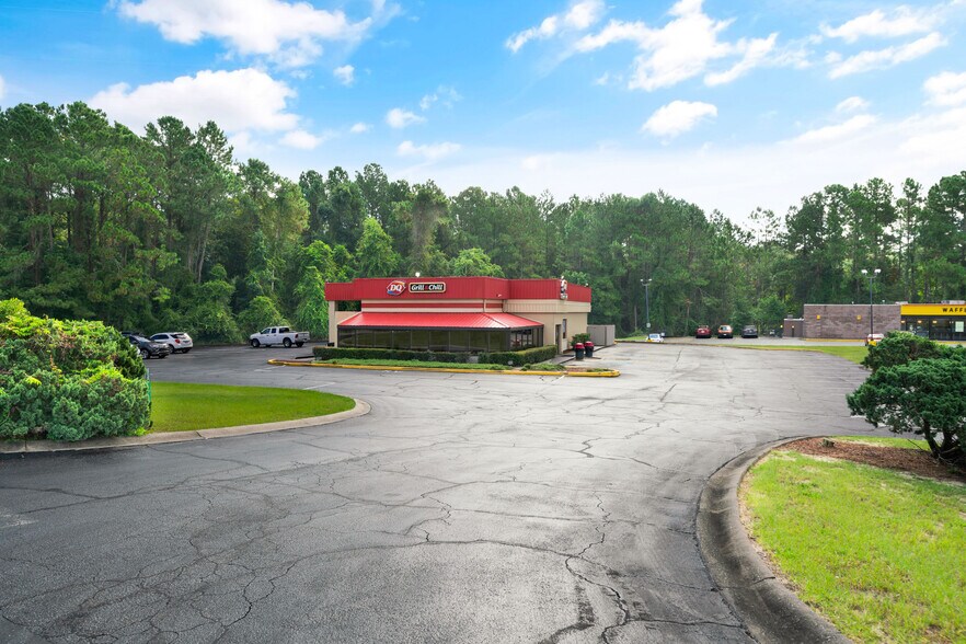 More Photos Of 1020 Horse Creek Rd SW, Darien Restaurant For Sale