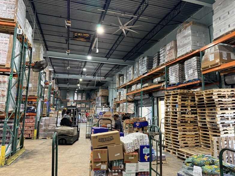More Photos Of 1240 W 13th St, Riviera Beach Warehouse For Sale