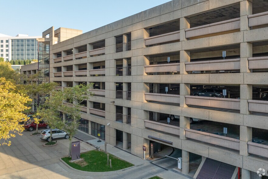 More Photos Of 6100-6120 S Yale Ave, Tulsa Unknown For Lease