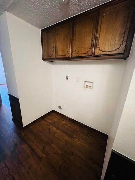 More Photos Of 2256 Donna Dr, Norman Multifamily For Sale