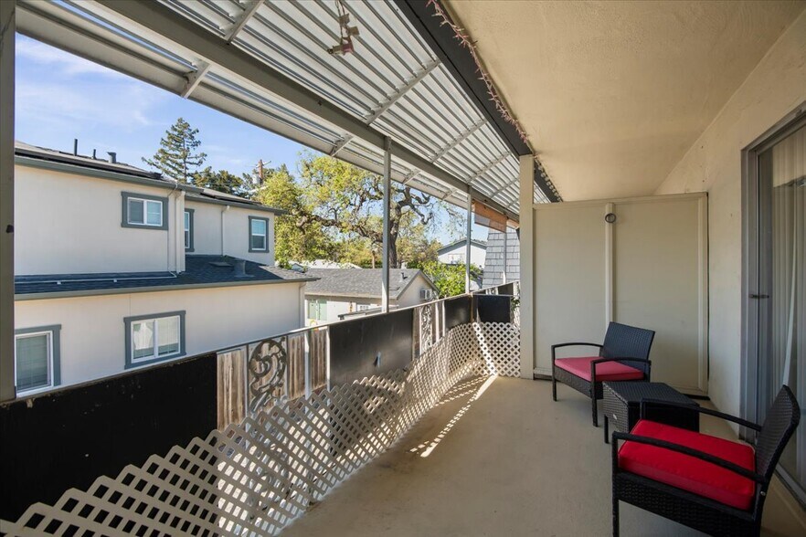 More Photos Of 736 Madison Ave, Redwood City Apartments For Sale