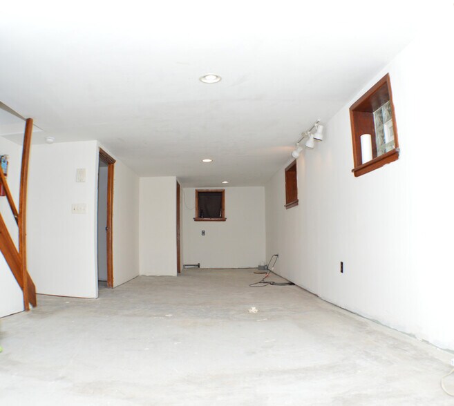 More Photos Of 107 Magnolia Ave, Jersey City Apartments For Sale