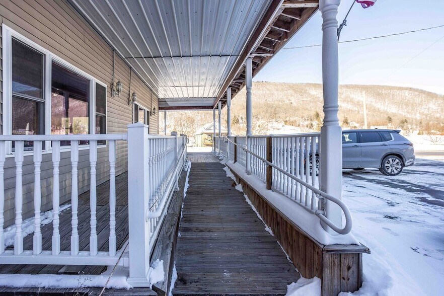 More Photos Of 75 Germania St, Galeton Restaurant For Sale