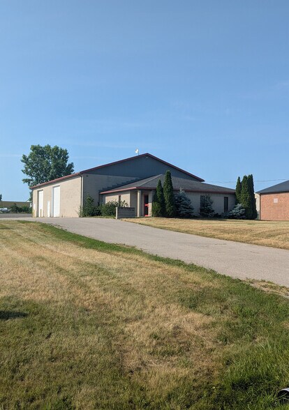 More Photos Of 258 Prospect St, Brant Warehouse For Sale