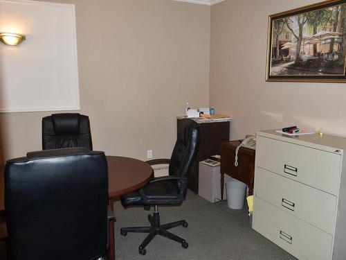 More Photos Of 445A Rue Brock, Drummondville Office For Sale