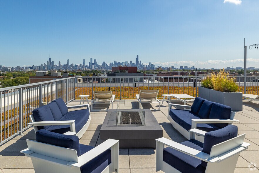 More Photos Of 1980 N Milwaukee Ave, Chicago Apartments For Lease