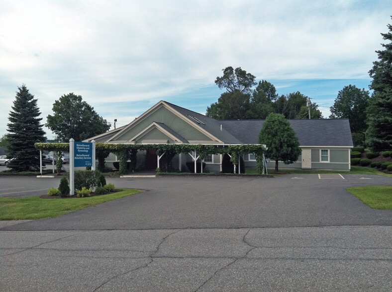 Primary Photo Of 5 Caldwell Rd, Augusta Medical For Sale