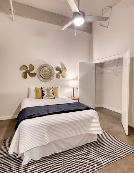 More Photos Of 1100 Richmond Hwy, Richmond Apartments For Sale
