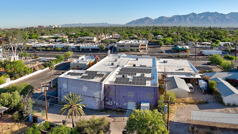 More Photos Of 2636-2640 E Broadway Blvd, Tucson Freestanding For Lease