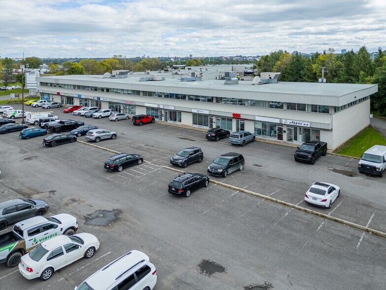 More Photos Of 925 Av Newton, Québec Manufacturing For Lease