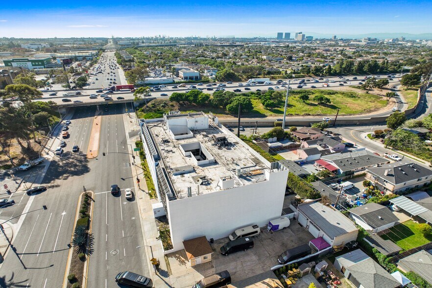 More Photos Of 5155 W Rosecrans Ave, Hawthorne Loft Creative Space For Sale