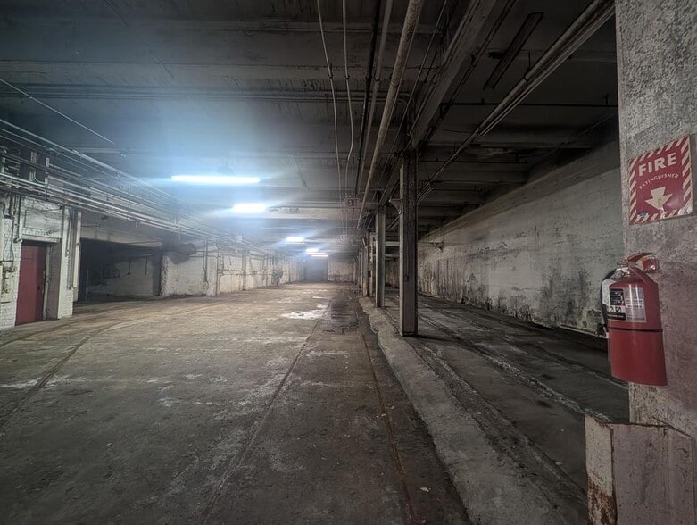 More Photos Of 91 Main St, Claremont Self Storage For Sale