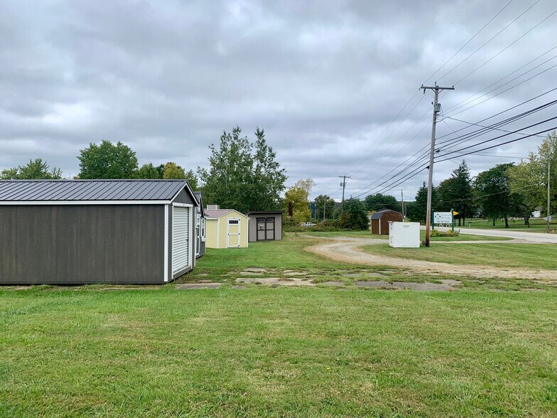 More Photos Of 6978 E State St, Hermitage Specialty For Sale