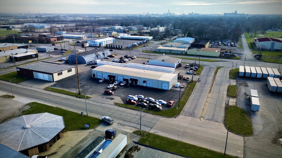 More Photos Of 1750 N 21st St, Decatur Industrial For Lease