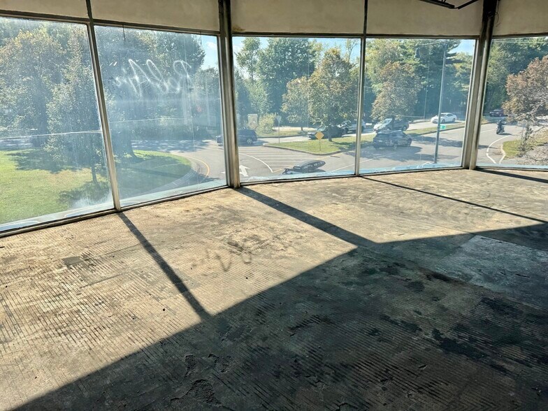 More Photos Of , Cambridge Unknown For Sale