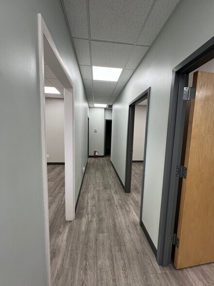 More Photos Of 105 Industrial Blvd, Rainbow City Warehouse For Lease