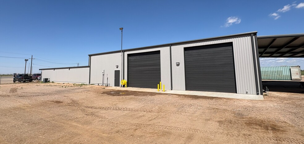 More Photos Of 3334 S Service Rd, Stanton Warehouse For Sale