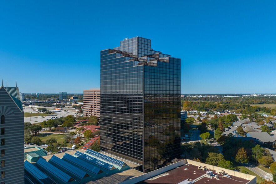 More Photos Of 16945 Northchase Dr, Houston Office For Lease