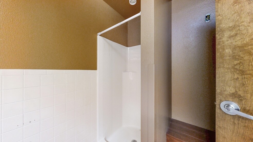 More Photos Of 231 W 67th Ct, Loveland Office For Lease