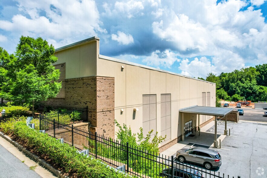 More Photos Of 1291 Moreland Ave SE, Atlanta Self Storage For Lease