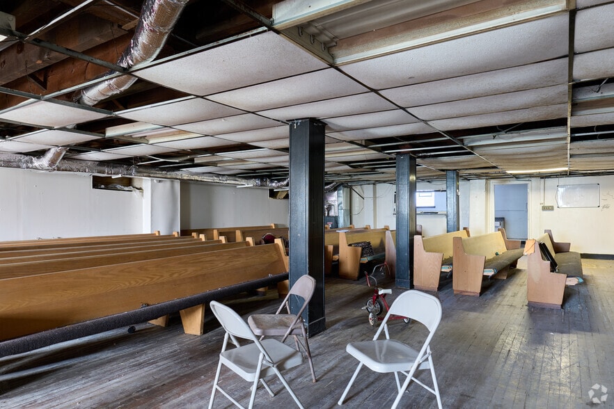 More Photos Of 159 Alexander St, Rochester Religious Facility For Sale