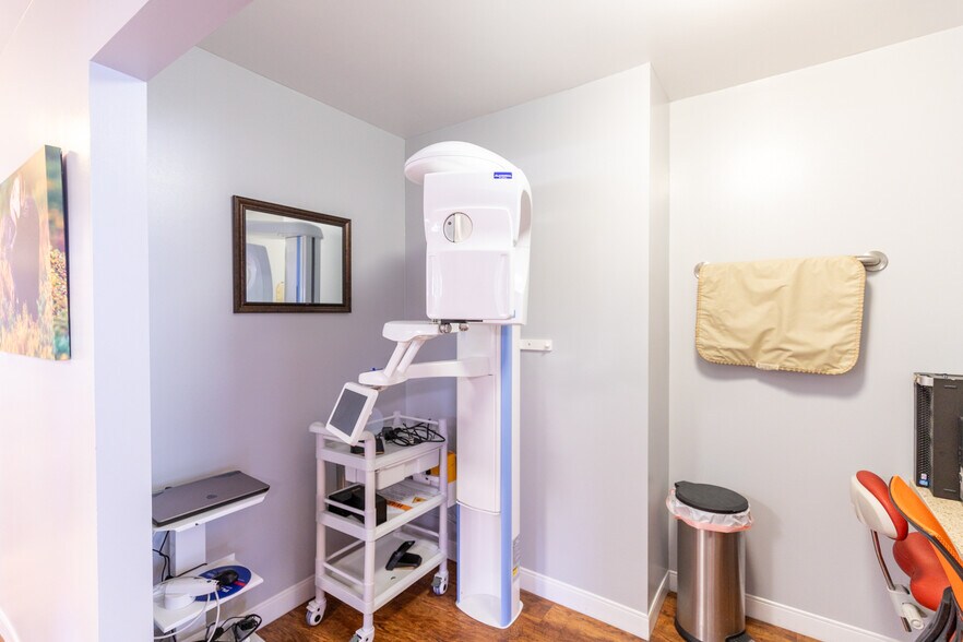 More Photos Of 2120 Logan Ave, Cheyenne Healthcare For Sale