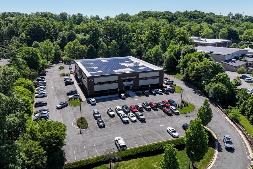 More Photos Of 470 Franklin Tpke, Ramsey Medical For Lease